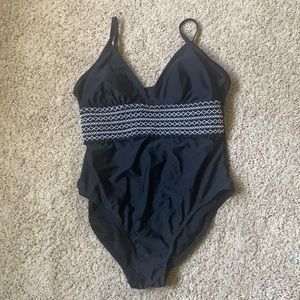 1 piece swimsuit